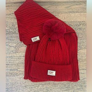 NEW UGG ACCESSORIES 2PC  hat and  scarf set. Perfect Holiday Gift!